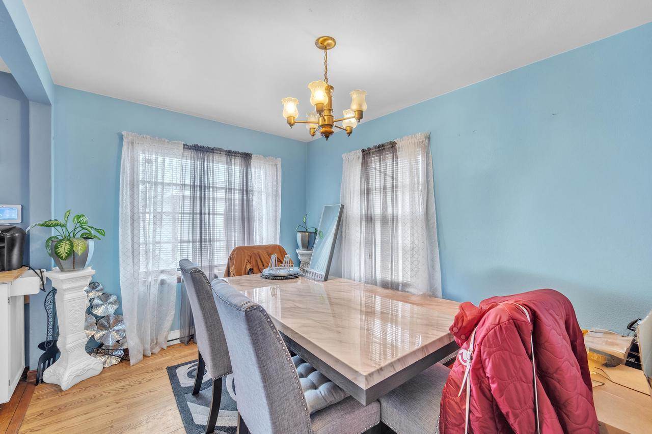 1100 Sheraton DRIVE, Racine, WI 53402