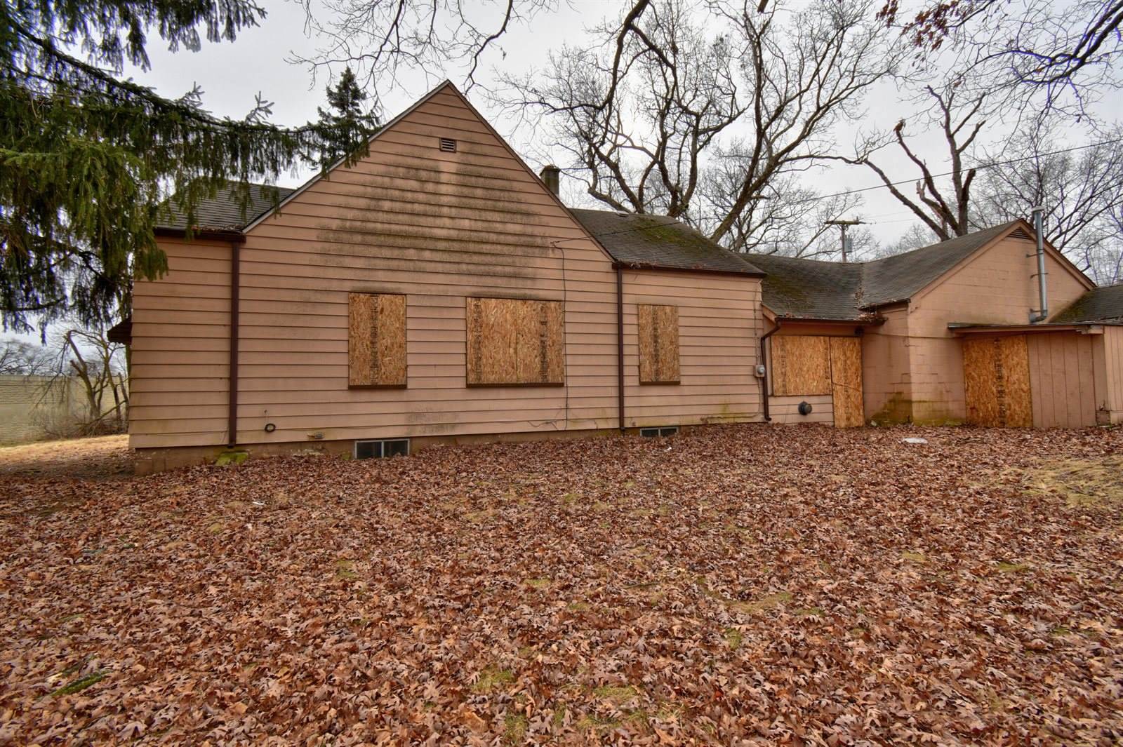 570 Laverne Street, Ypsilanti, MI 48198