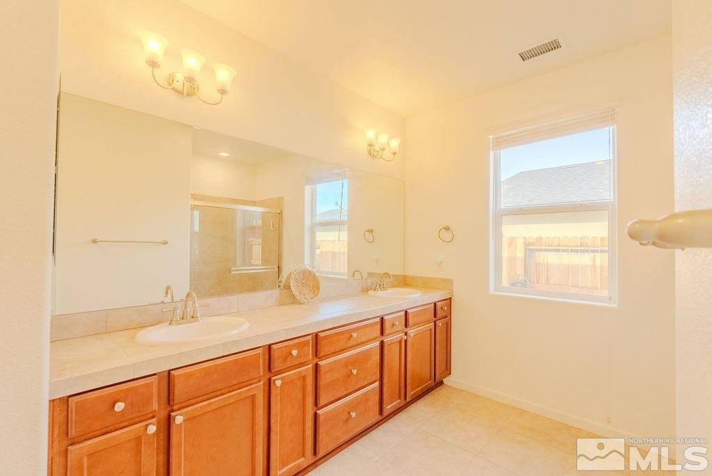 8235 Opal Ranch, Reno, NV 89506