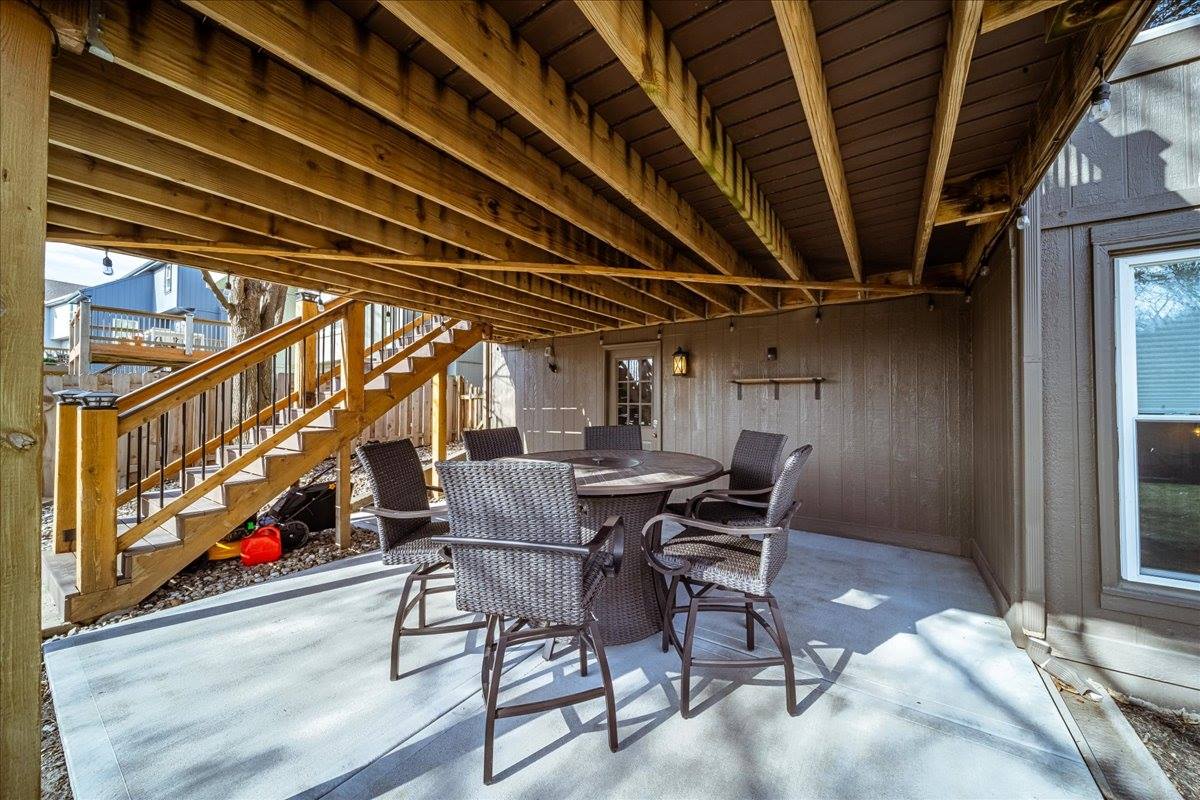 13925 73rd St, Shawnee, KS 66216