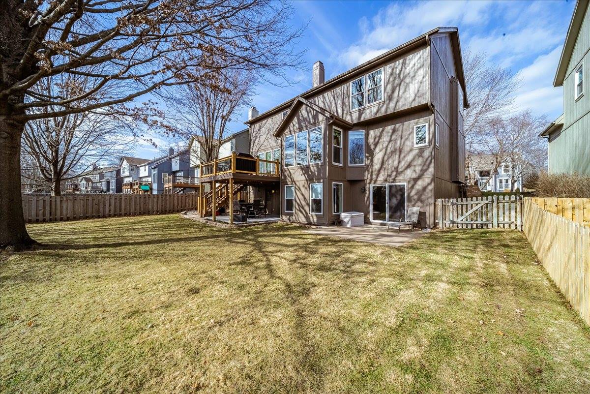 13925 73rd St, Shawnee, KS 66216