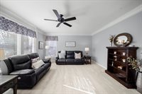 13925 73rd St, Shawnee, KS 66216