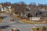 13925 73rd St, Shawnee, KS 66216