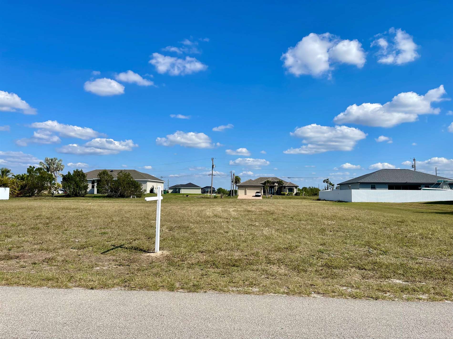 2425 NW 7th Place, Cape Coral, FL 33993