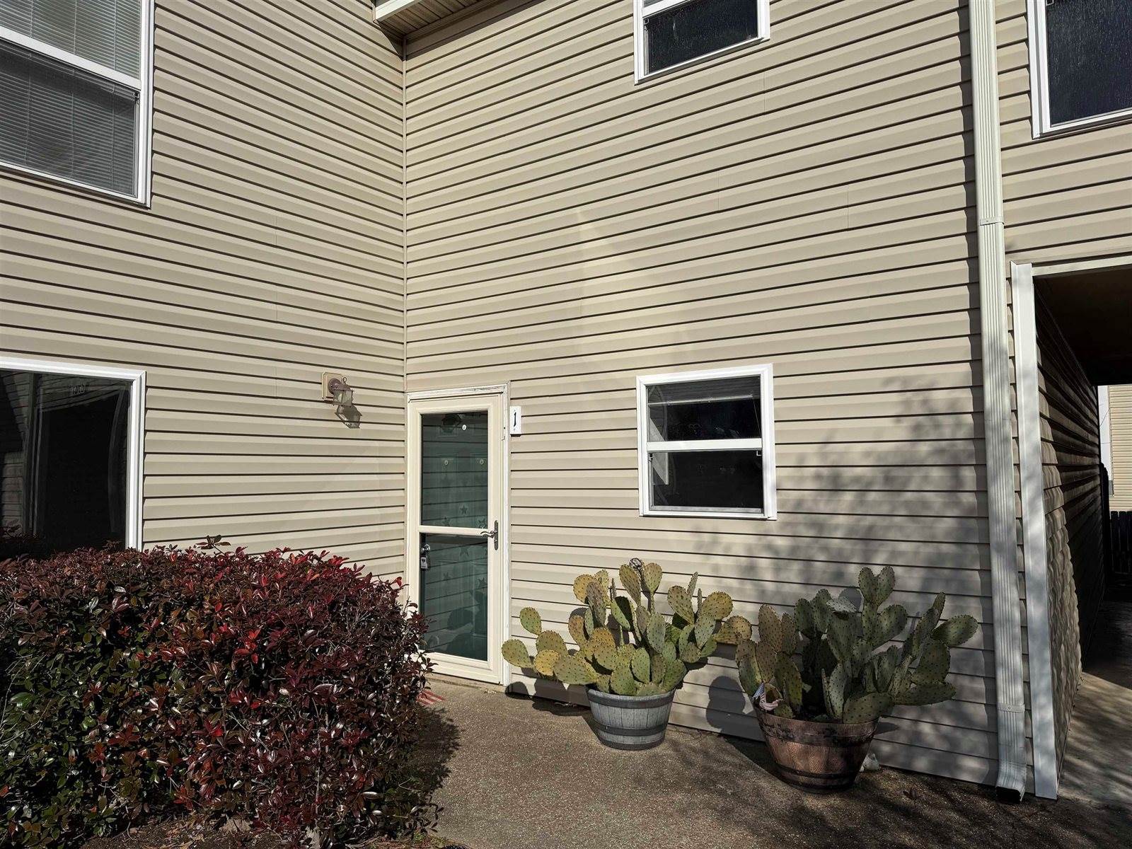 6767 Meadow Oak, Memphis, TN 38120