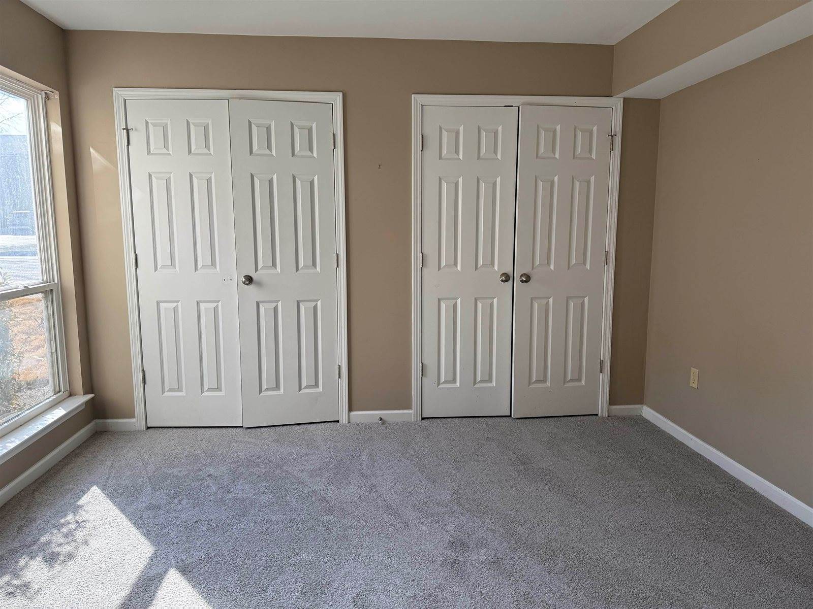 6767 Meadow Oak, Memphis, TN 38120