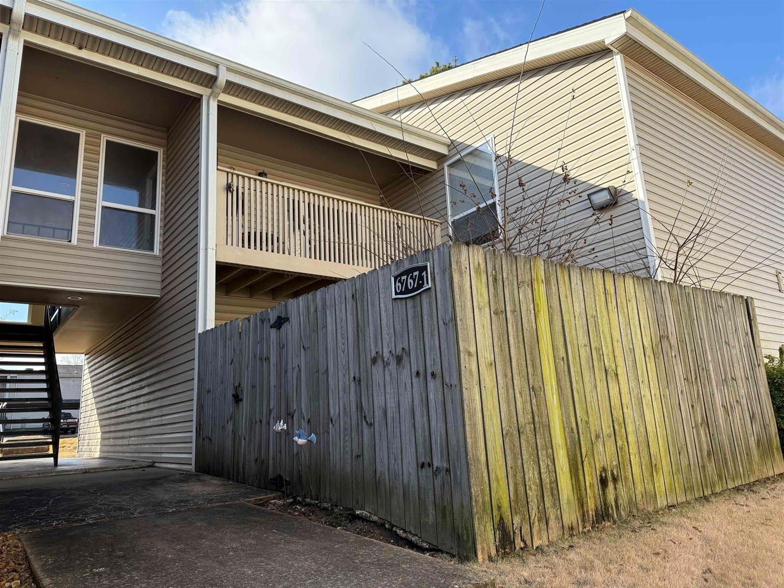 6767 Meadow Oak, Memphis, TN 38120