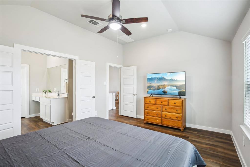 768 Autumn Cherry Trail, Magnolia, TX 77354