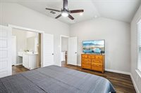 768 Autumn Cherry Trail, Magnolia, TX 77354