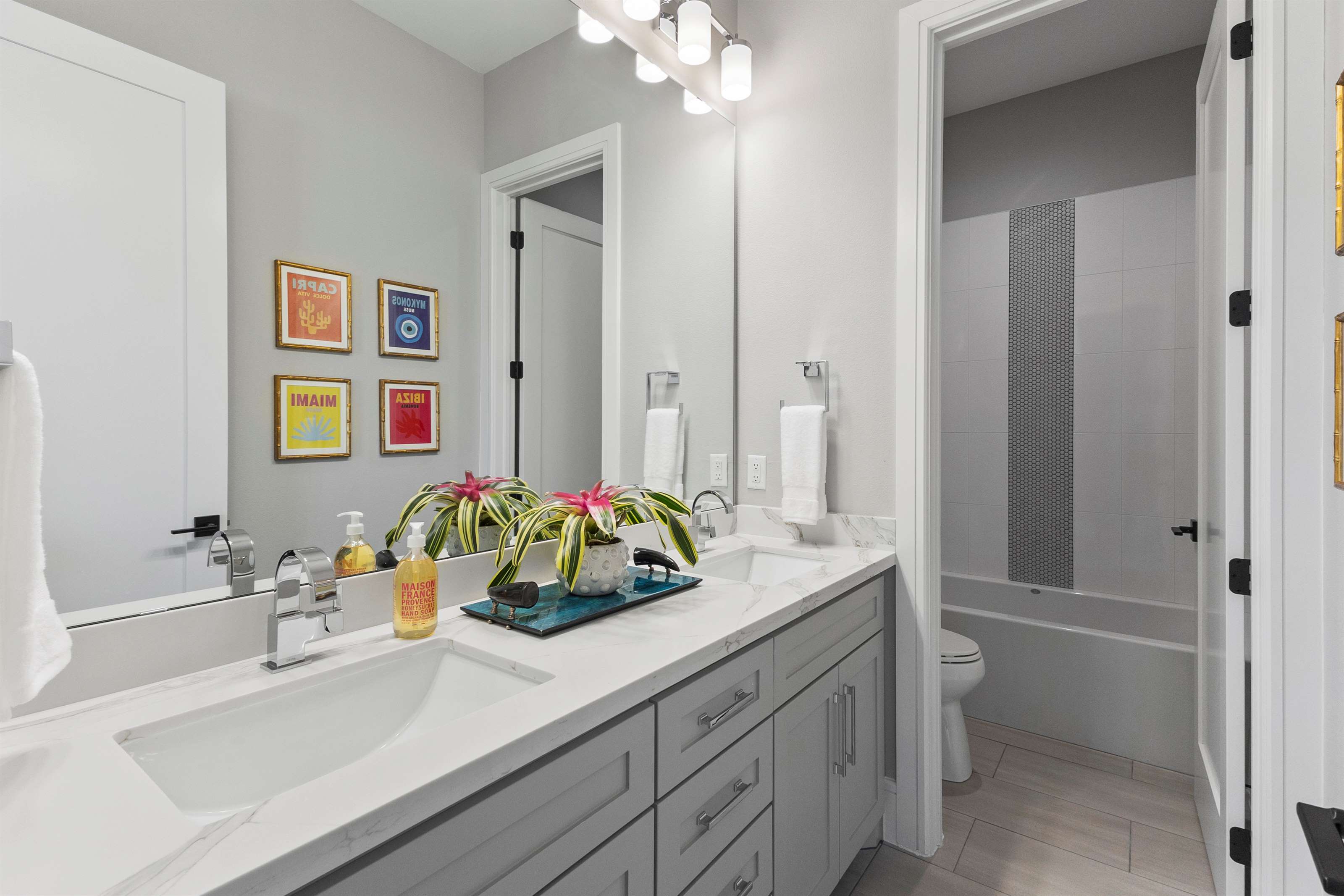 2220 Cherryhill Circle, Tyler, TX 75703