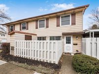 2481 Nassau Drive, Columbus, OH 43232