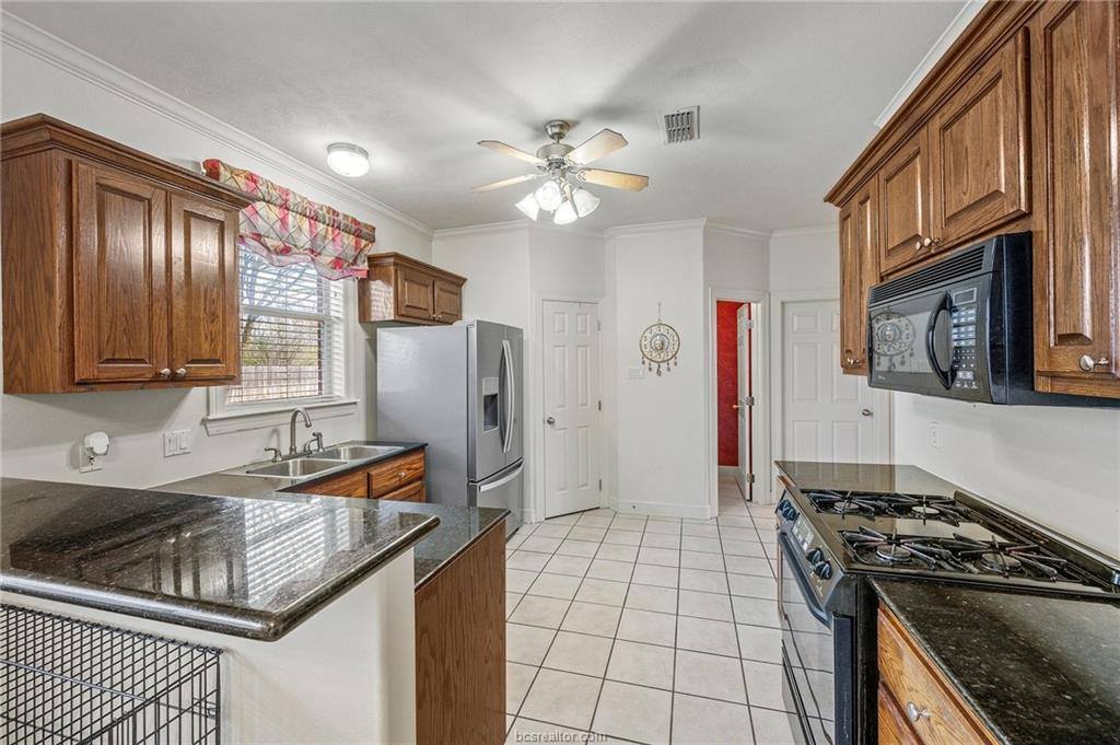 1611 Leopard Court, College Station, TX 77840