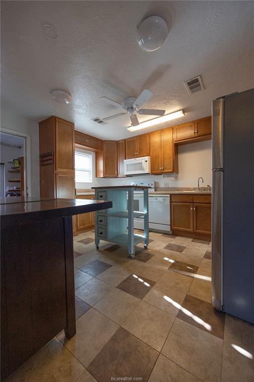 1003 North Banks Street, Caldwell, TX 77836