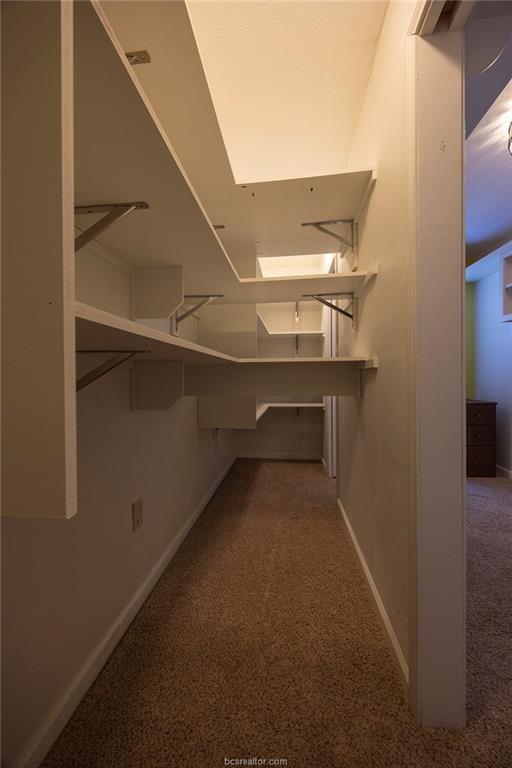 1003 North Banks Street, Caldwell, TX 77836