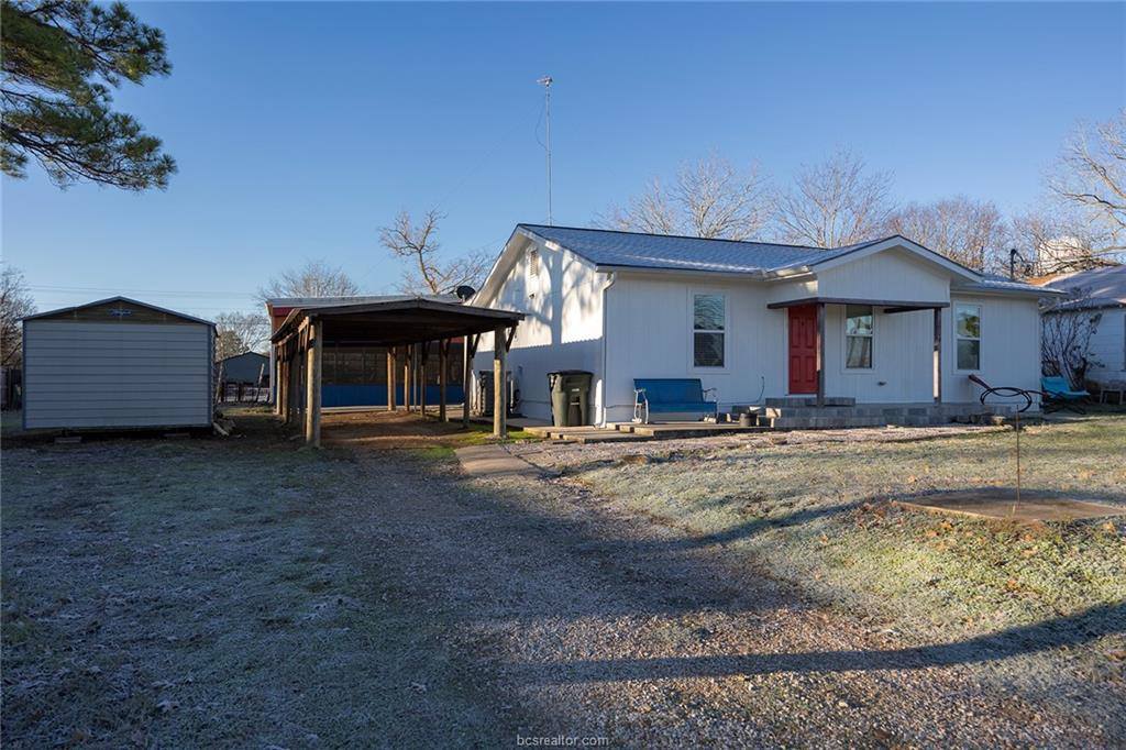 1003 North Banks Street, Caldwell, TX 77836