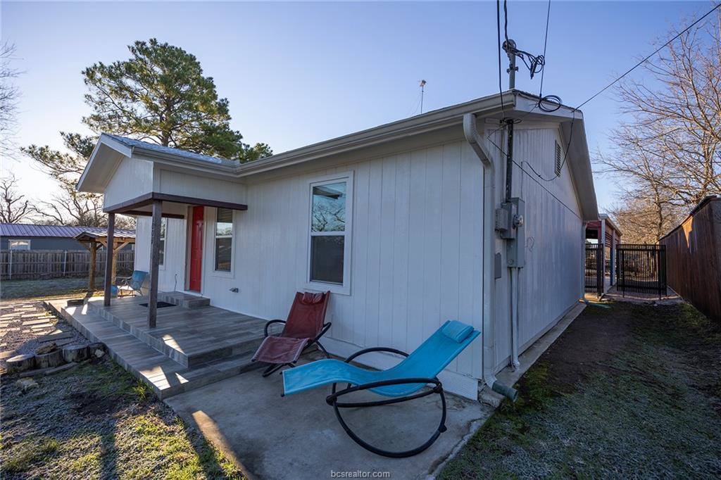 1003 North Banks Street, Caldwell, TX 77836