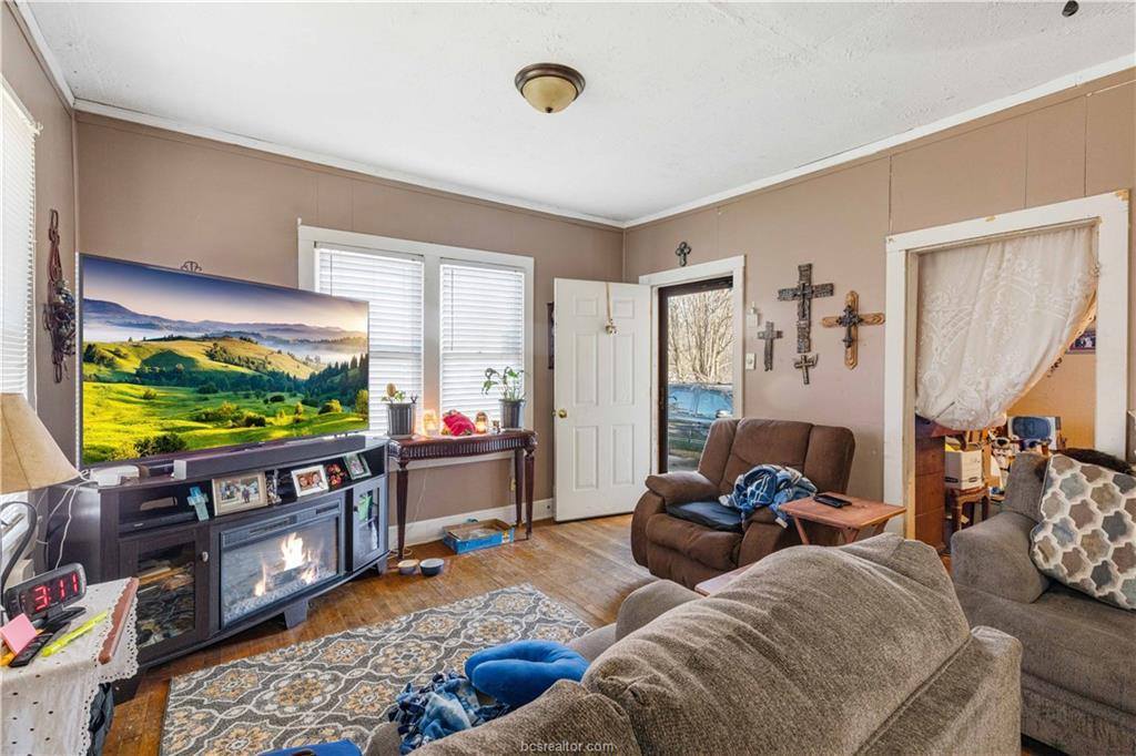 1007 East 28th Street, Bryan, TX 77803