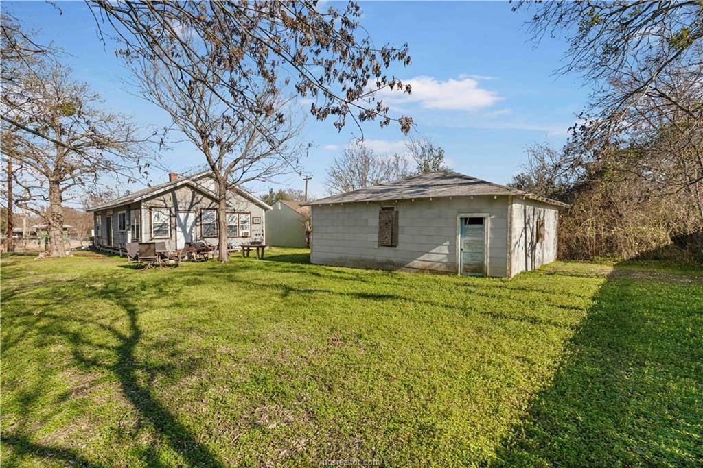 1007 East 28th Street, Bryan, TX 77803