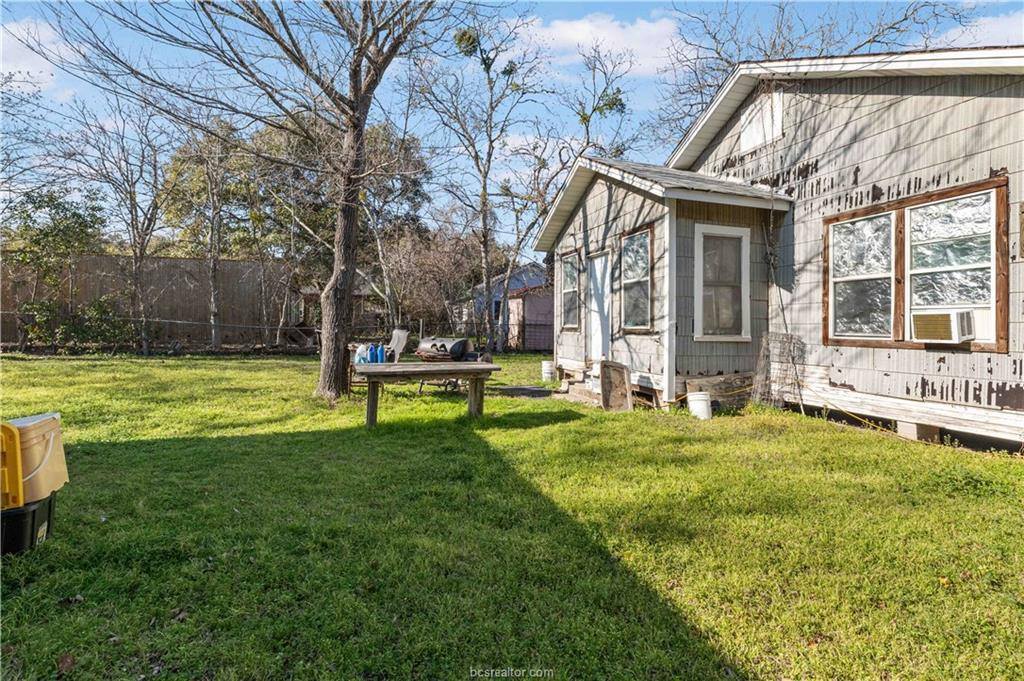 1007 East 28th Street, Bryan, TX 77803