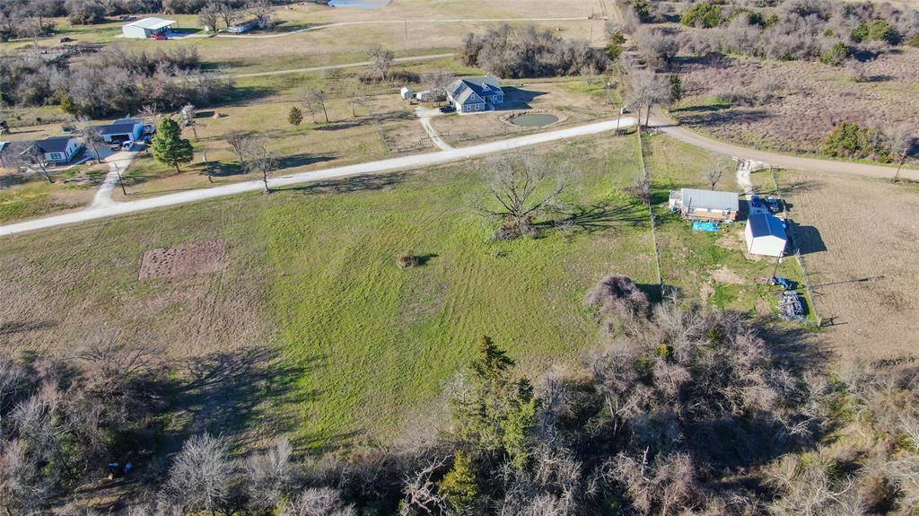 253 Dewey Lane, Franklin, TX 77856