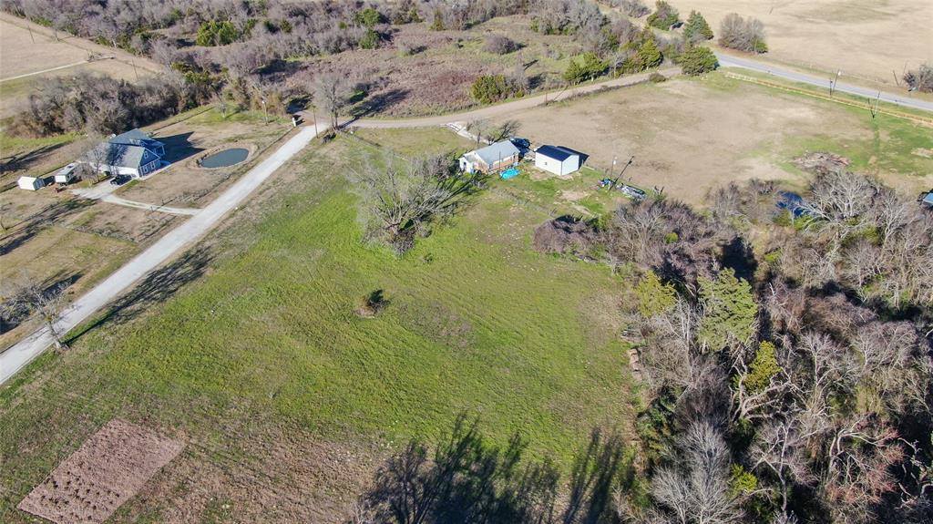 253 Dewey Lane, Franklin, TX 77856