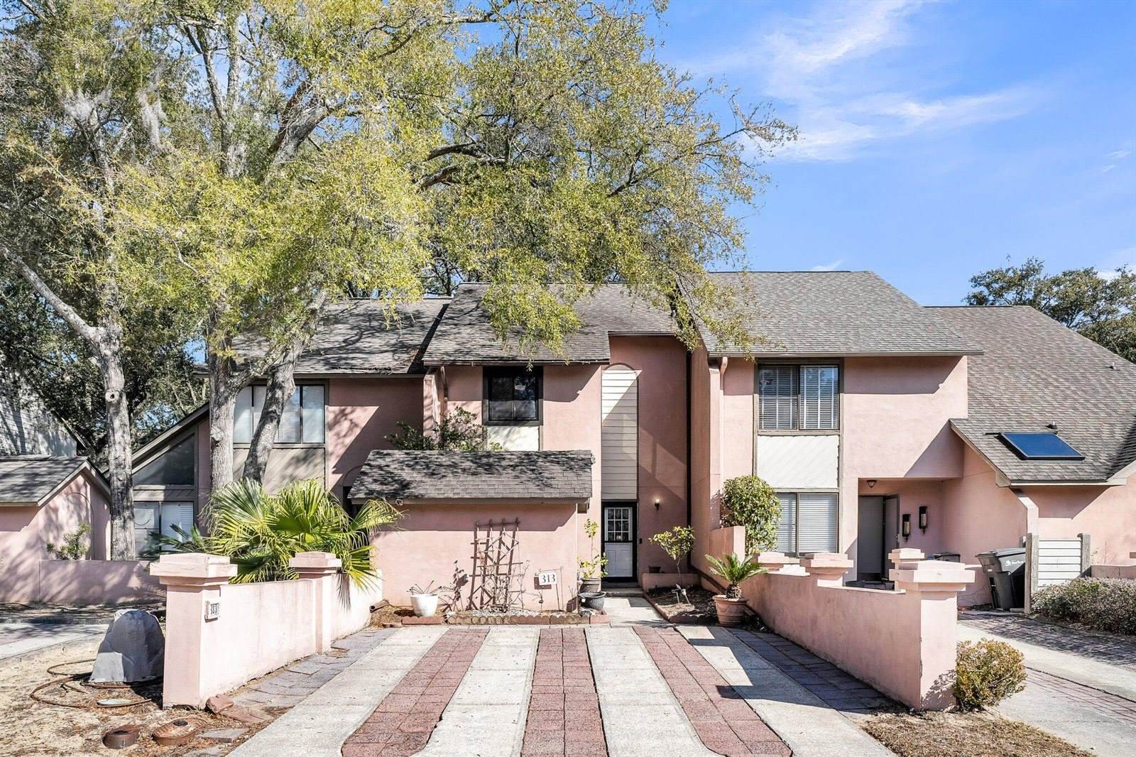 313 Lapwing Lane, Mount Pleasant, SC 29464