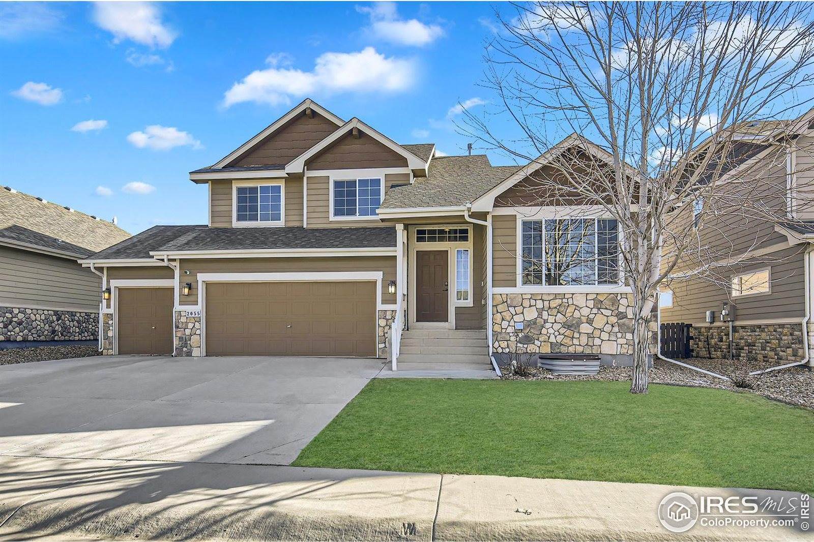 2055 Grain Bin Dr, Windsor, CO 80550