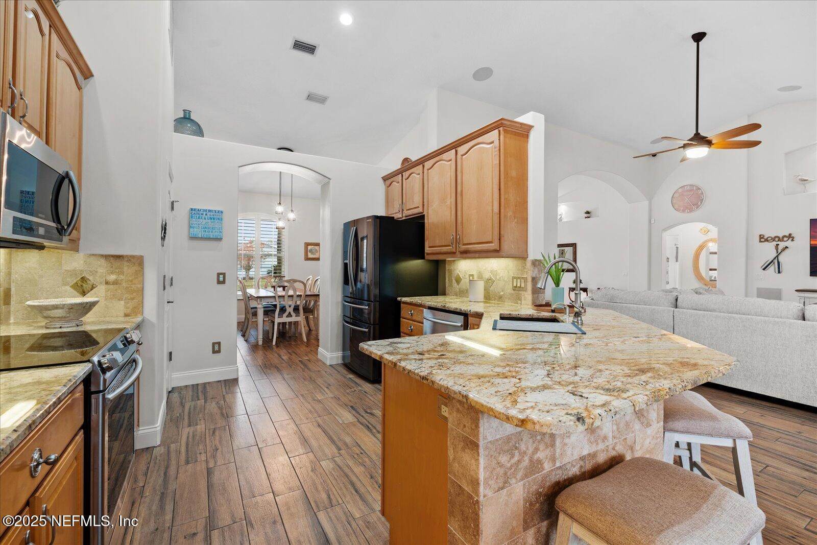 20 Cloverdale Court North, Palm Coast, FL 32137