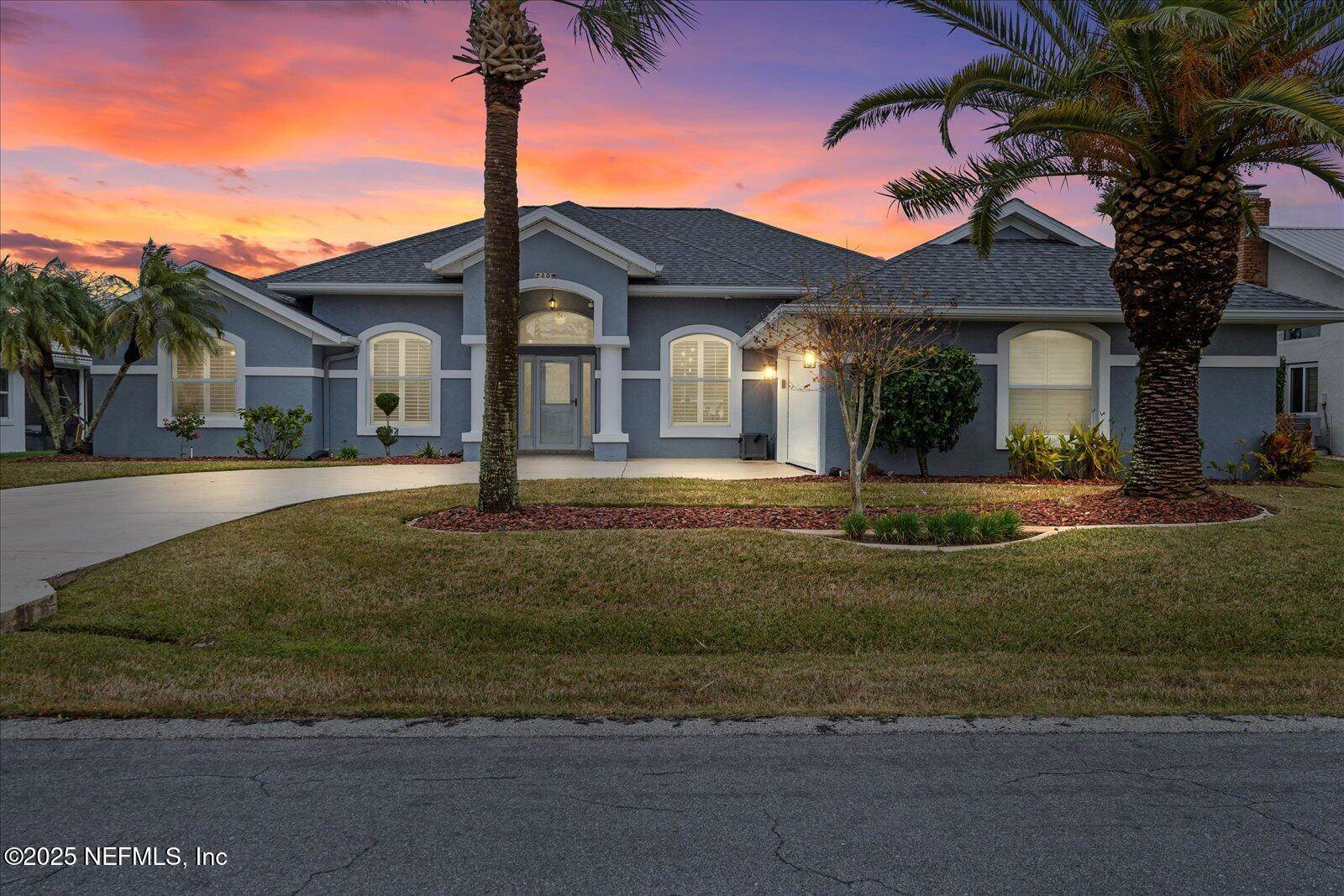 20 Cloverdale Court North, Palm Coast, FL 32137