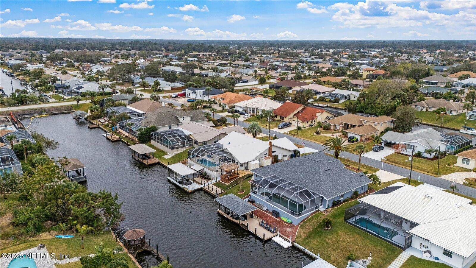 20 Cloverdale Court North, Palm Coast, FL 32137