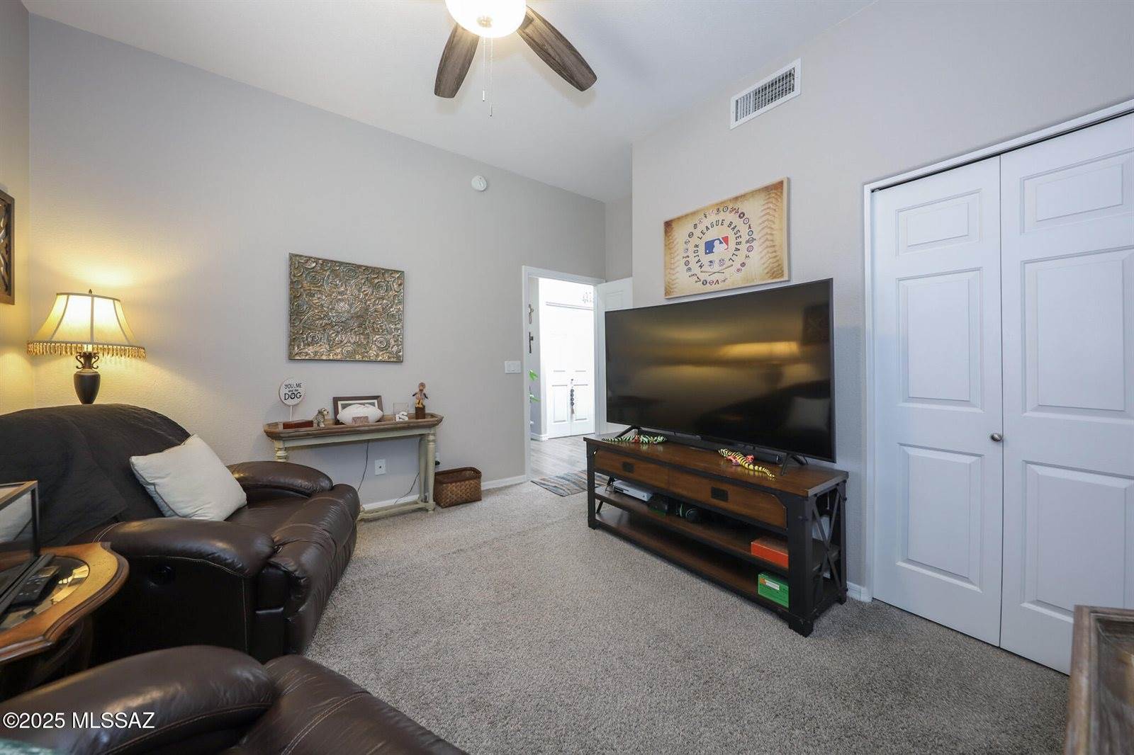 7709 South Vivaldi Court, Tucson, AZ 85747