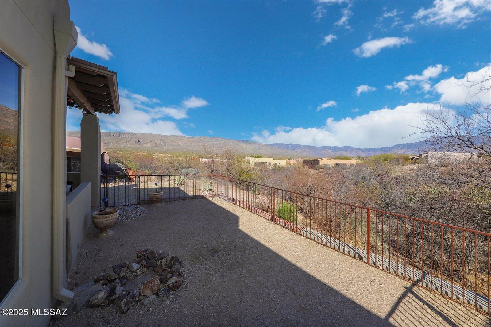7709 South Vivaldi Court, Tucson, AZ 85747