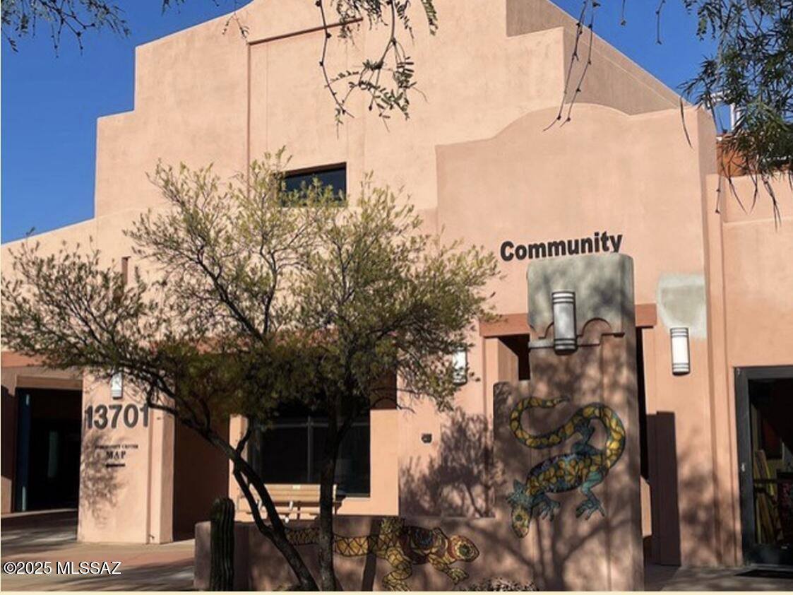 7709 South Vivaldi Court, Tucson, AZ 85747