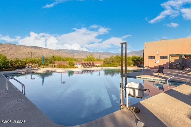 7709 South Vivaldi Court, Tucson, AZ 85747