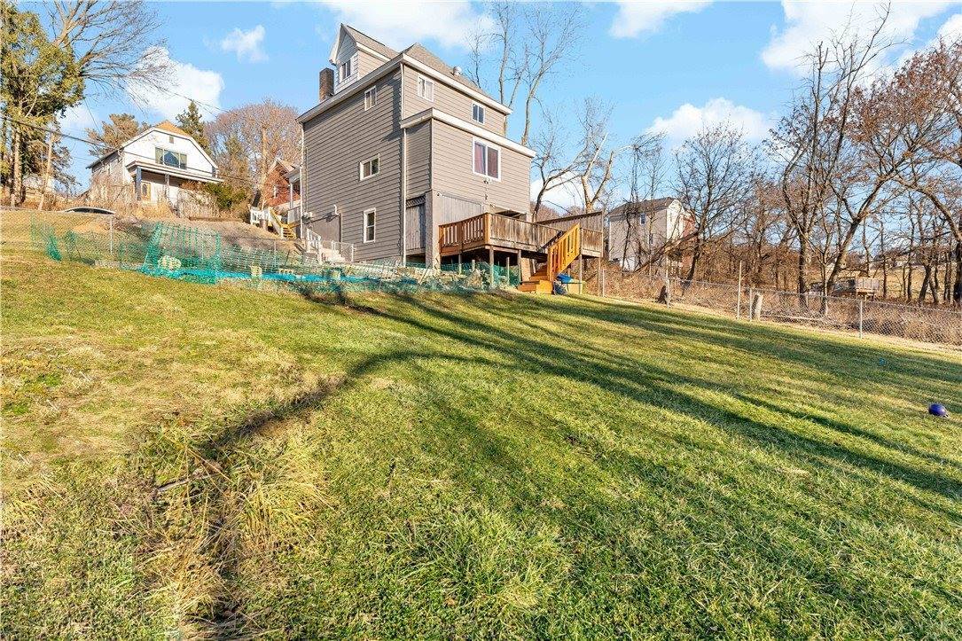 2426 Diehl Ave, Carrick, PA 15210