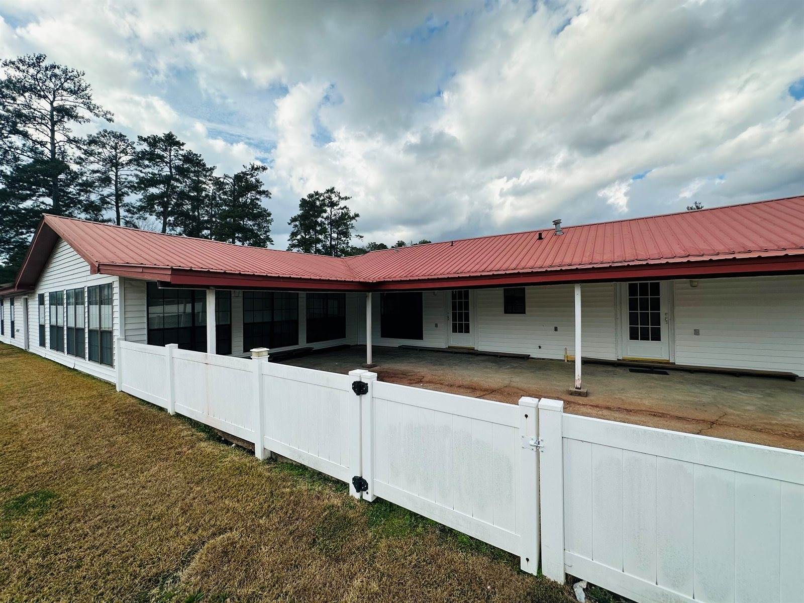 1429 Blankenship Dr, DeRidder, LA 70634