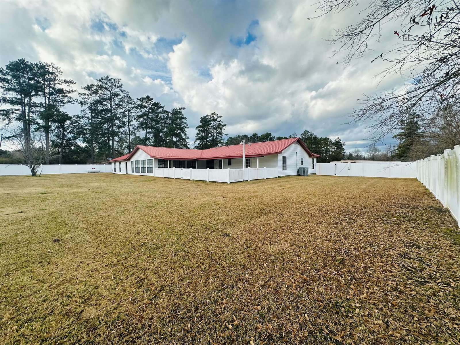 1429 Blankenship Dr, DeRidder, LA 70634