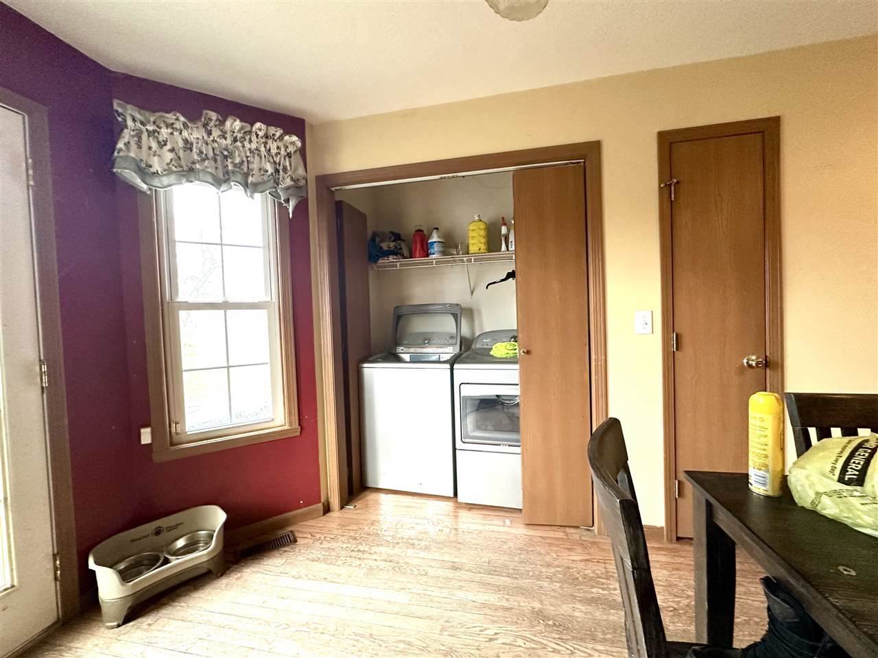 2058 Oakridge Parkway N, Terre Haute, IN 47802