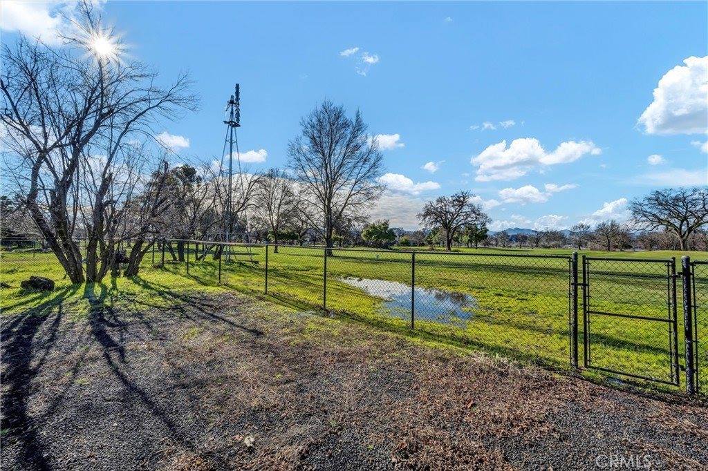 19261 Mountain Meadow North, Hidden Valley Lake, CA 95467
