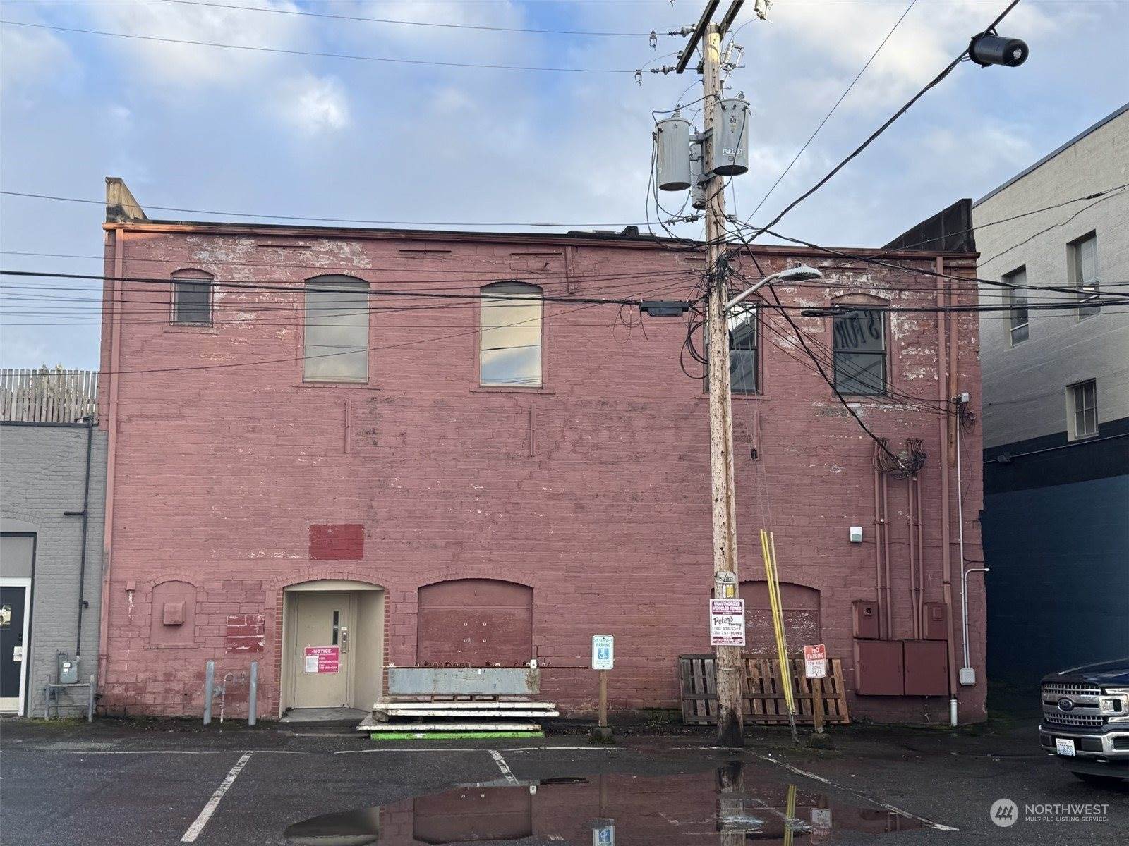 307 South 1st Street, Mount Vernon, WA 98273