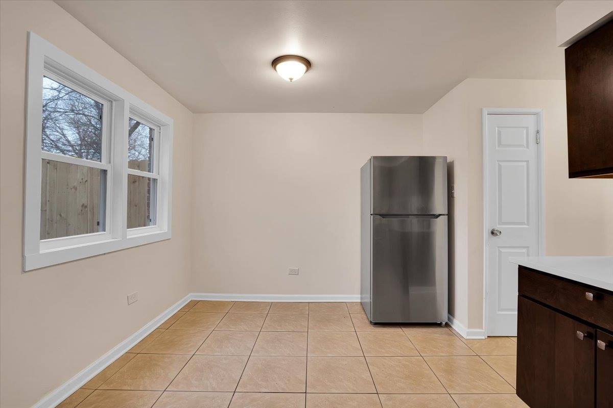 8016 South Emerald Avenue, Chicago, IL 60620