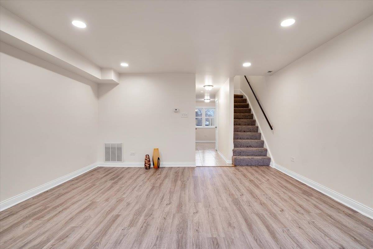 8016 South Emerald Avenue, Chicago, IL 60620