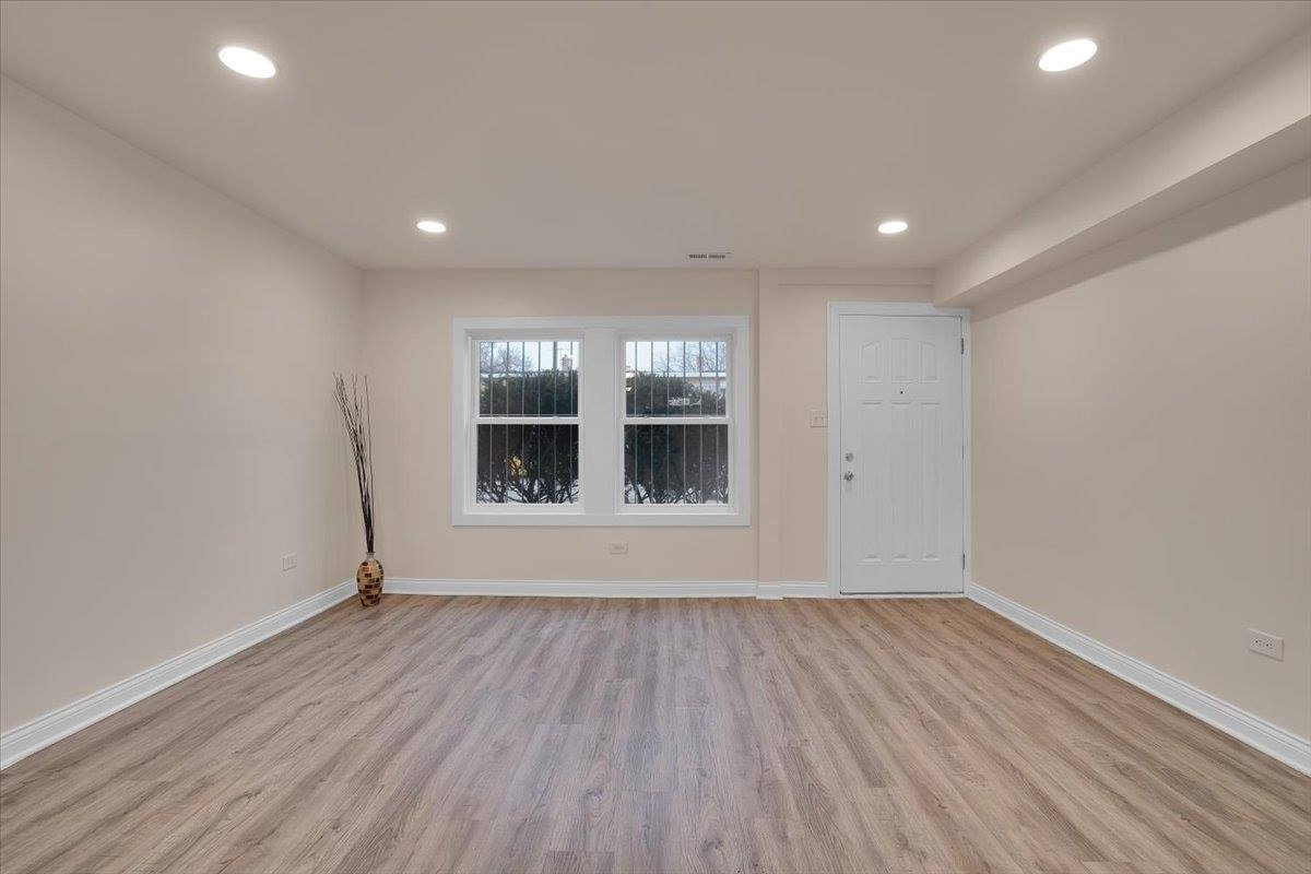 8016 South Emerald Avenue, Chicago, IL 60620