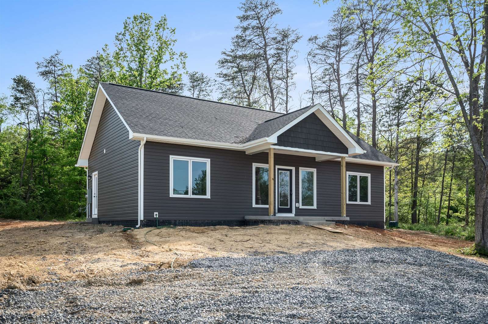 5681 Strasburg Road, Strasburg, VA 22657