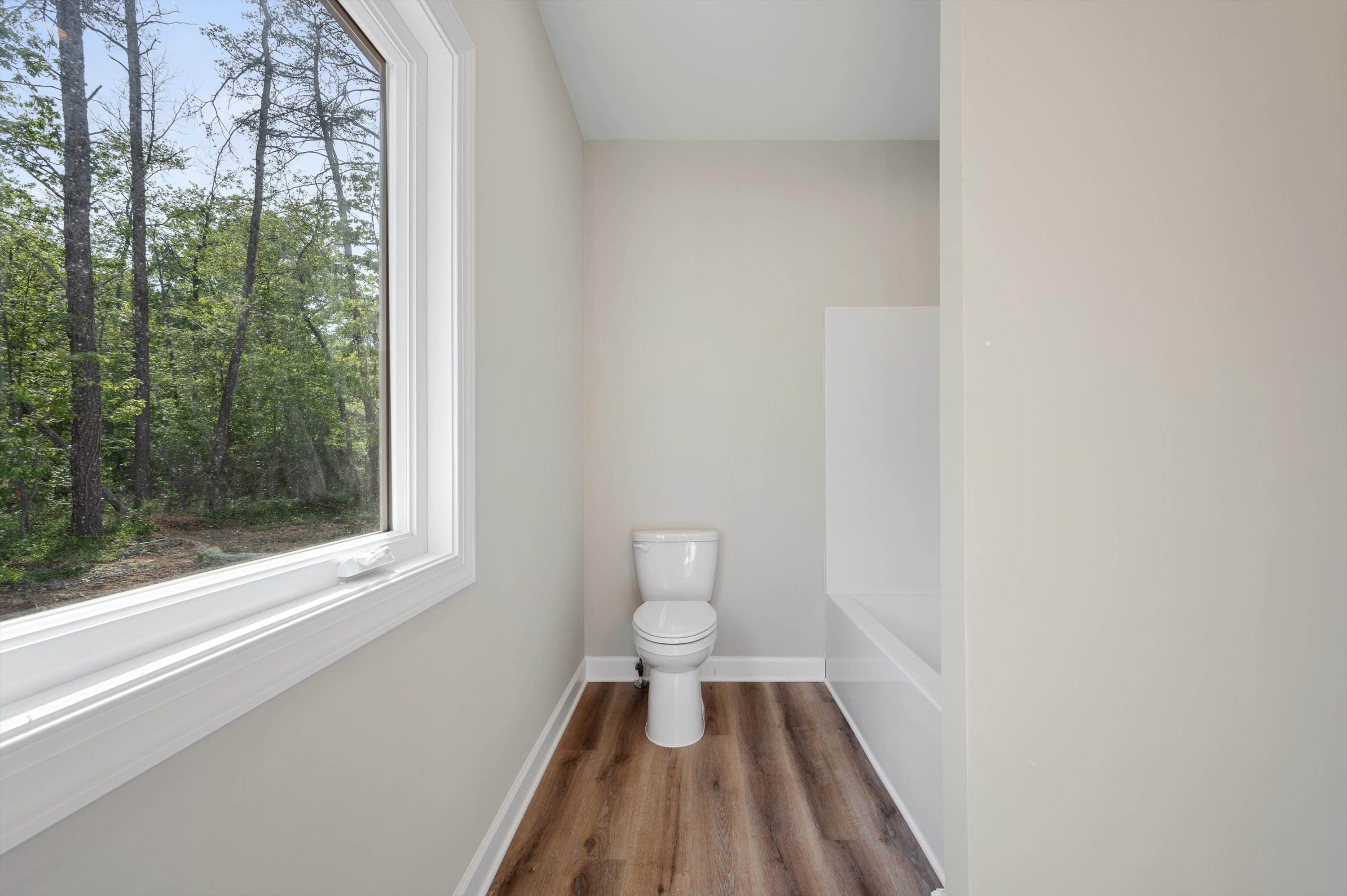 5681 Strasburg Road, Strasburg, VA 22657