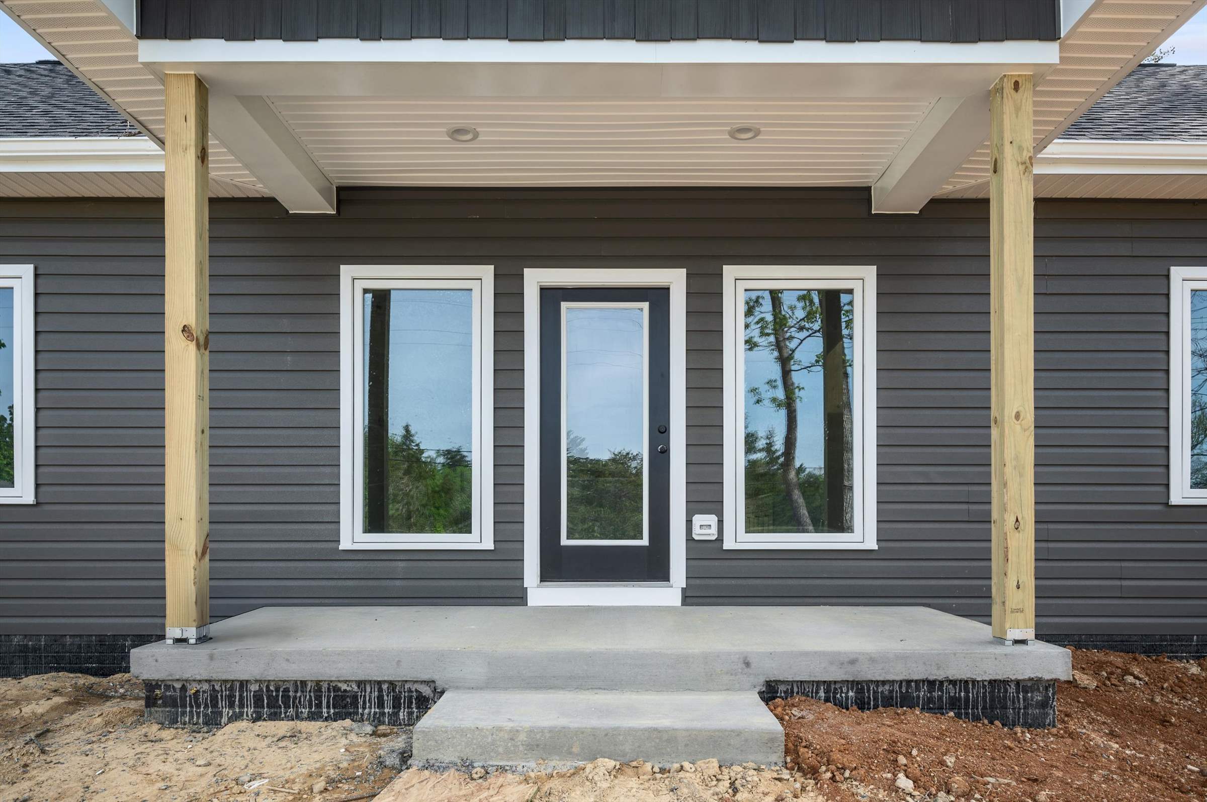 5681 Strasburg Road, Strasburg, VA 22657