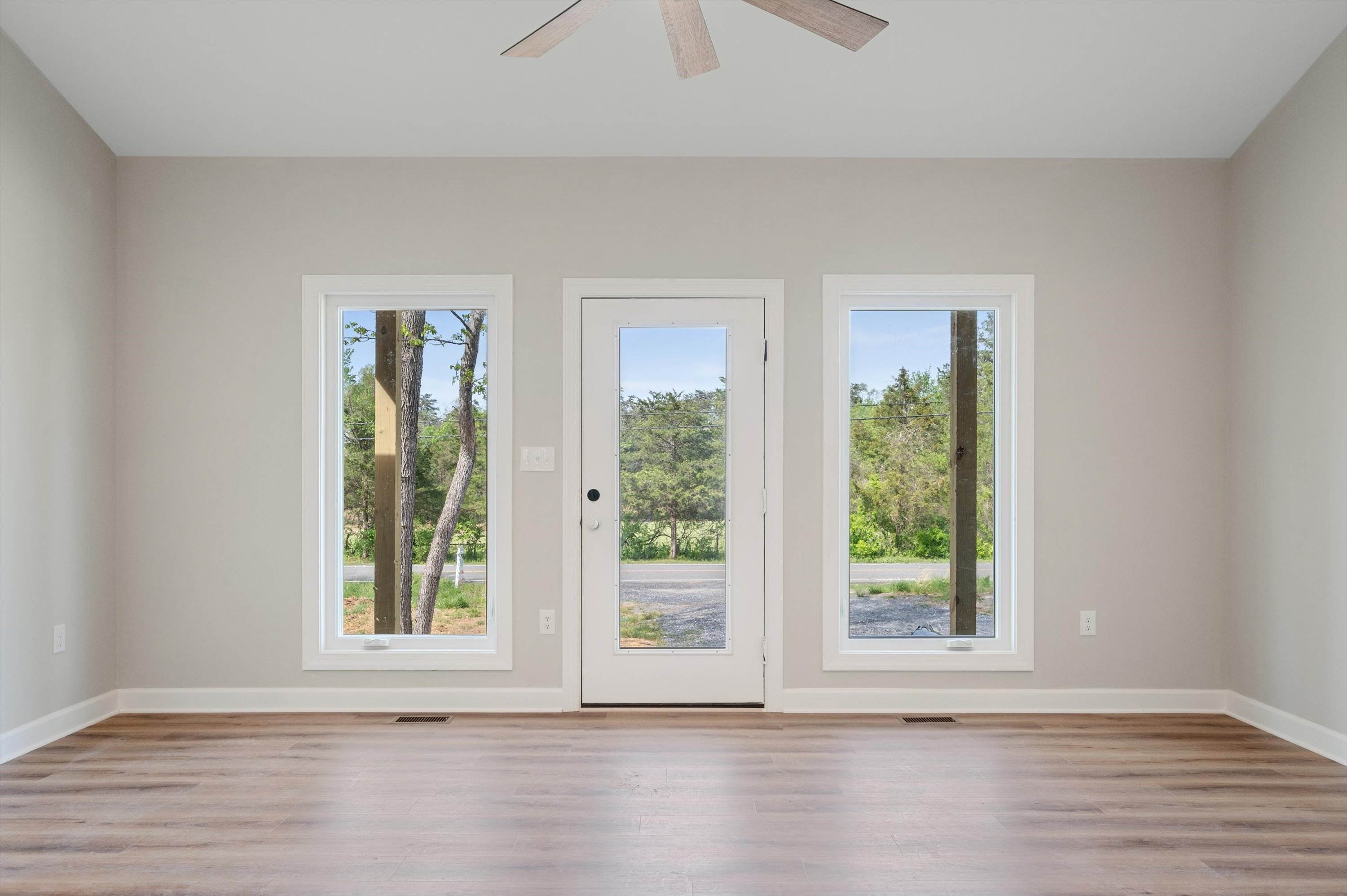 5681 Strasburg Road, Strasburg, VA 22657