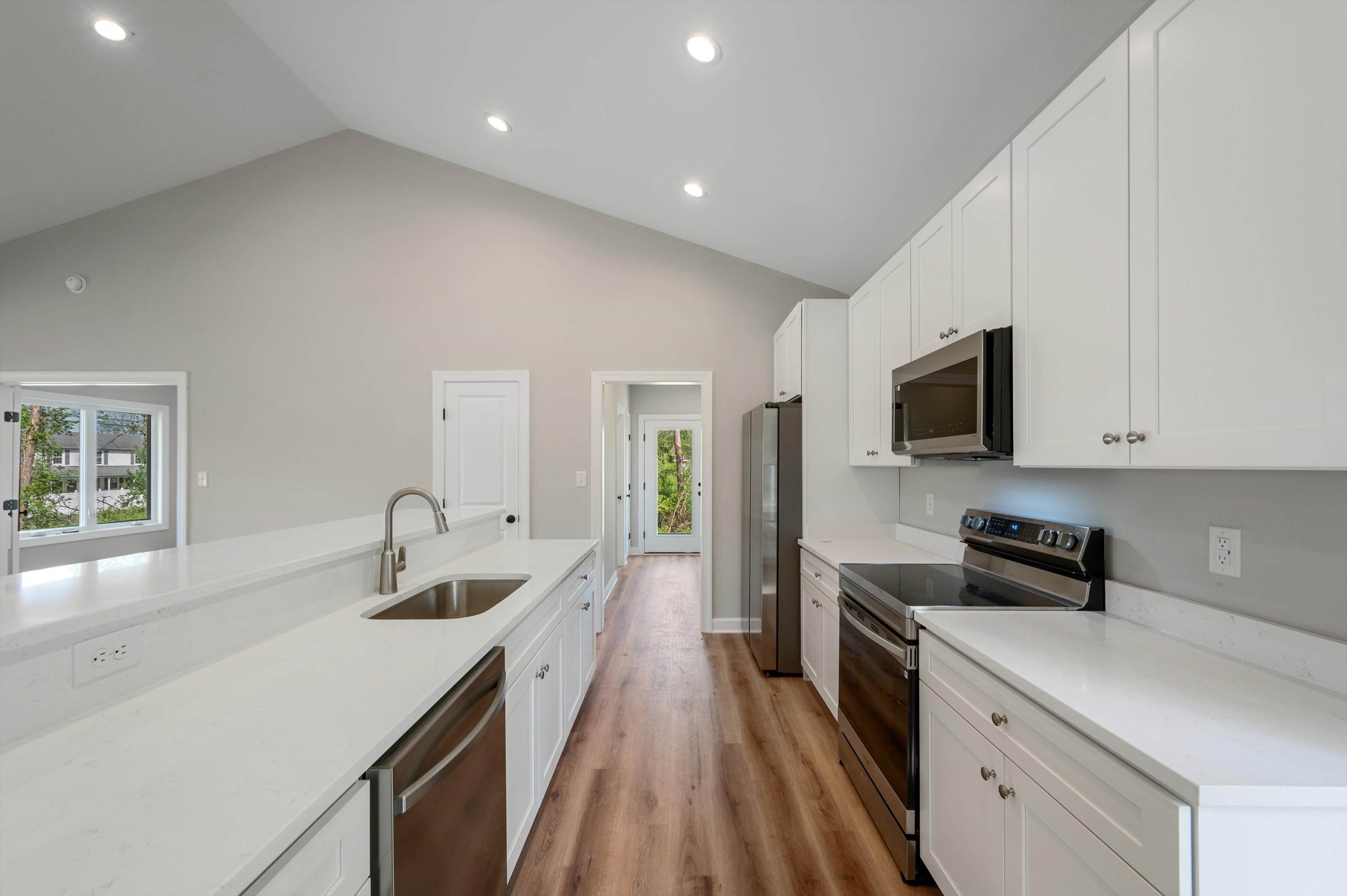 5681 Strasburg Road, Strasburg, VA 22657