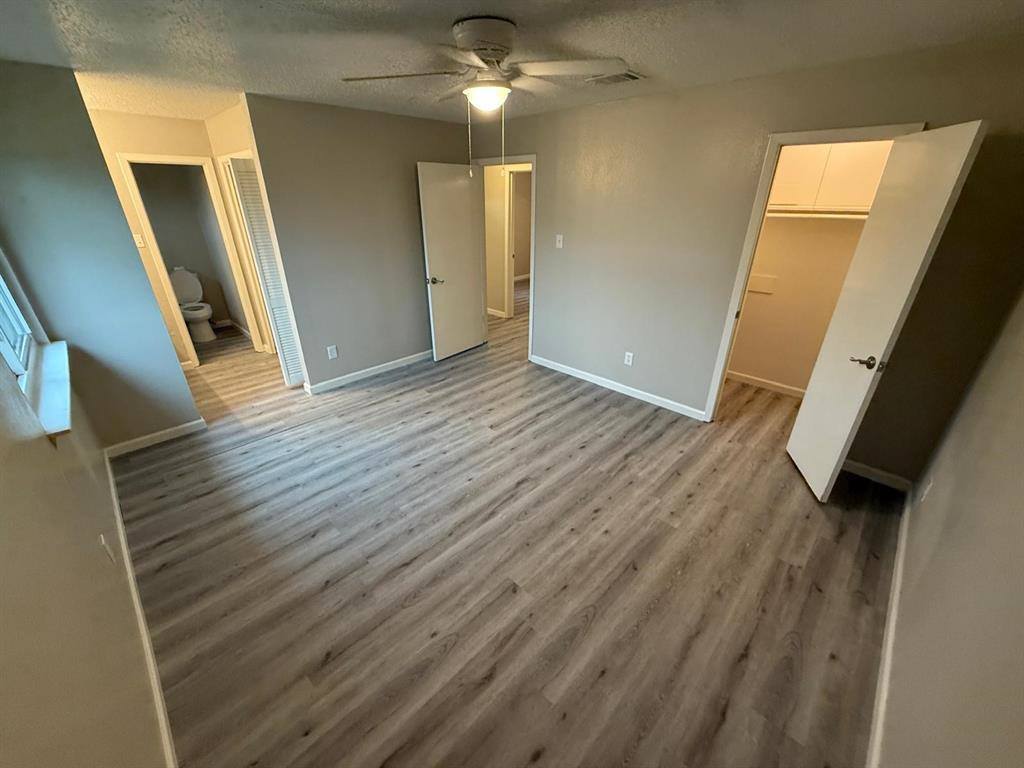 3019 Pilgrims Point, Pearland, TX 77581