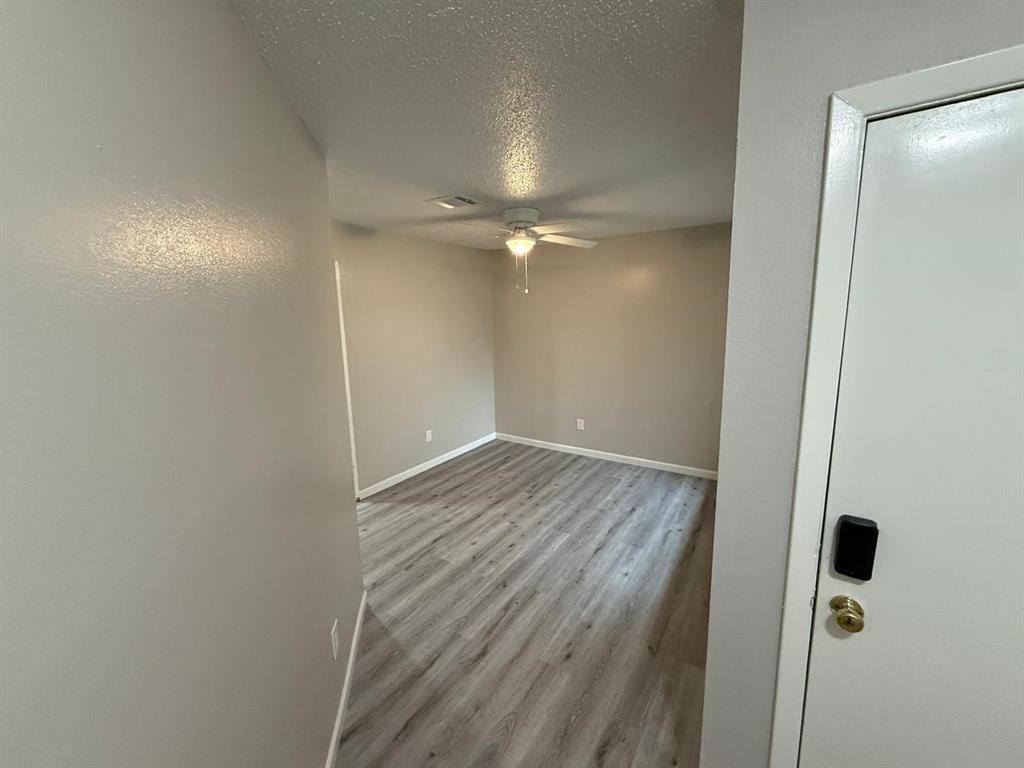 3019 Pilgrims Point, Pearland, TX 77581